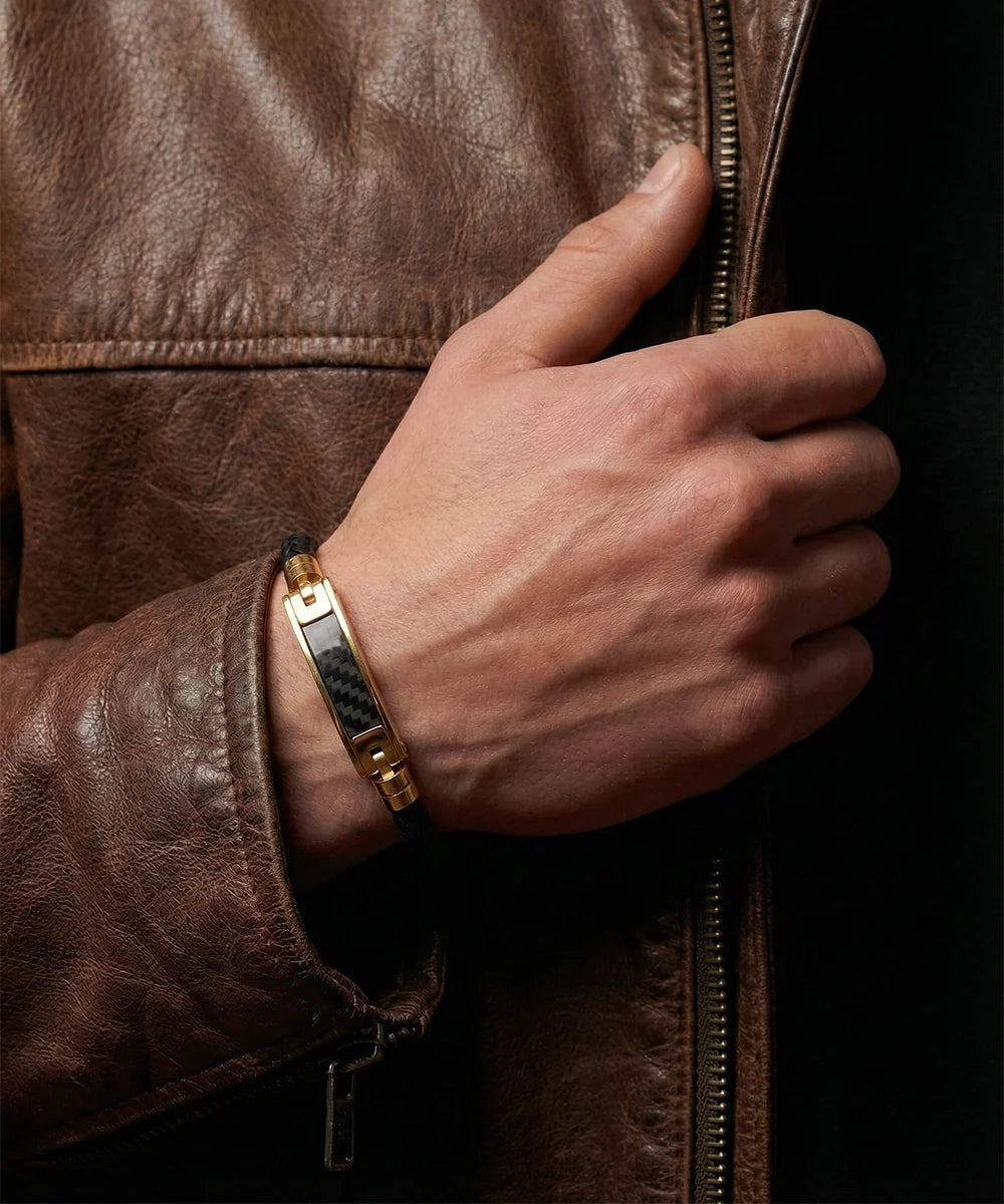 Men's leather bracelet with rope-inspired design