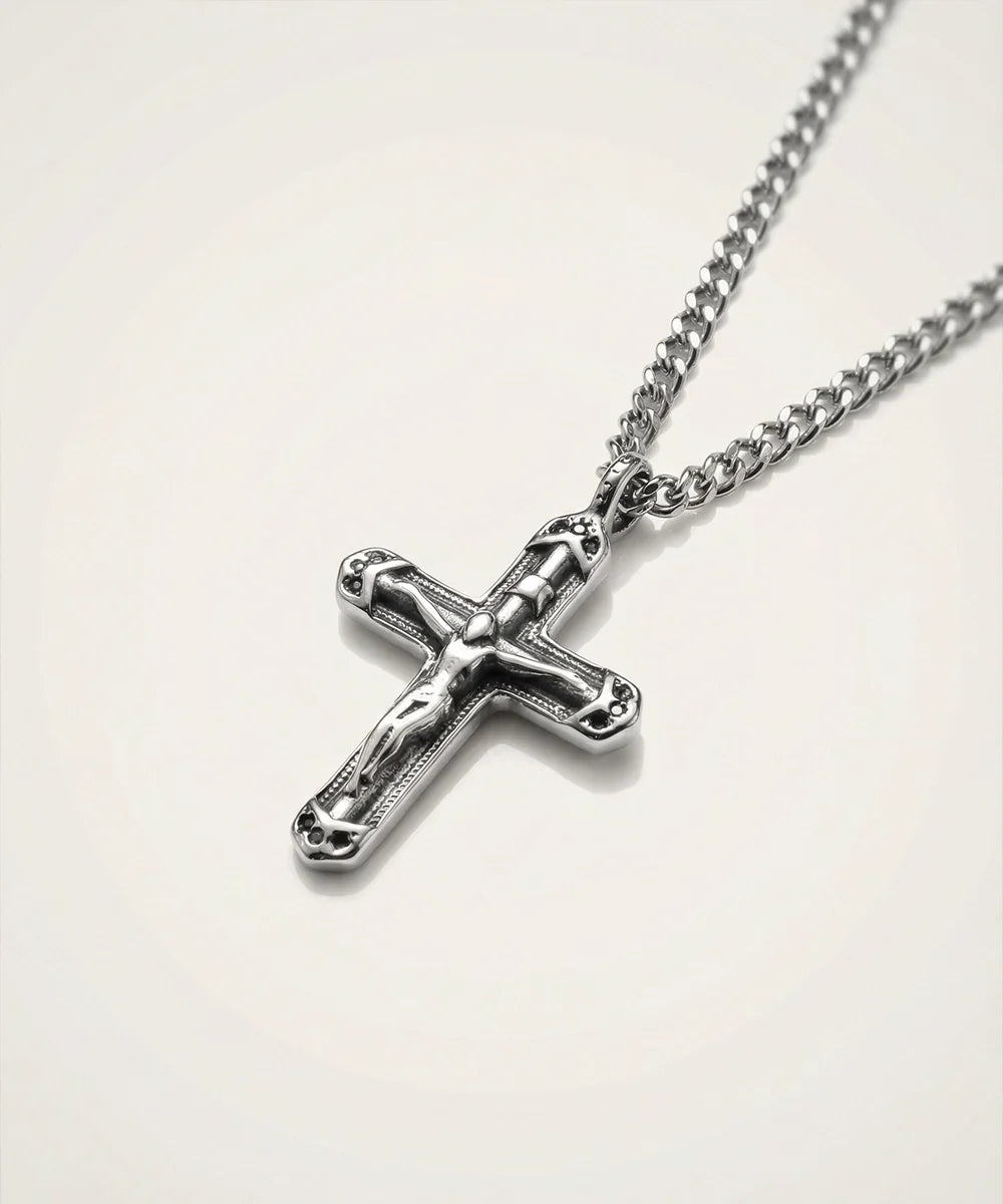 Men's religious pendant with 24-inch curb chain