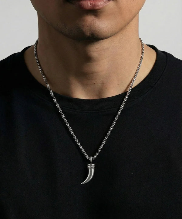 Pointed Horn Pendant